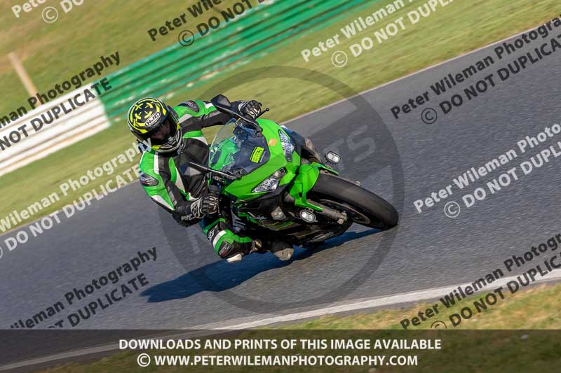 PJM Wedding Photography;enduro digital images;event digital images;eventdigitalimages;mallory park;mallory park photographs;mallory park trackday;mallory park trackday photographs;no limits trackdays;peter wileman photography;racing digital images;trackday digital images;trackday photos